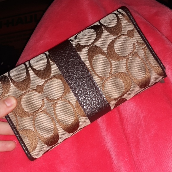 Coach clutch - Picture 7 of 7